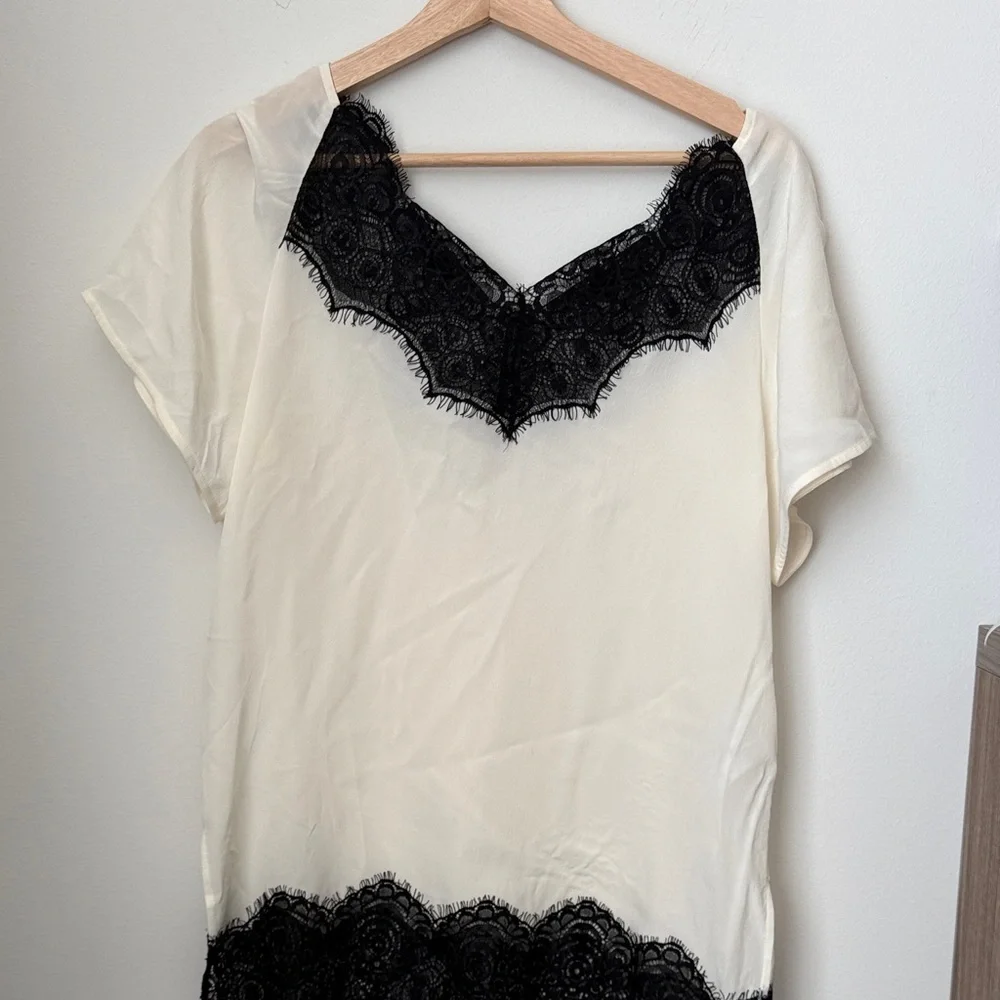 Escada Sport Black and Cream Lace Top - Picture 2 of 10
